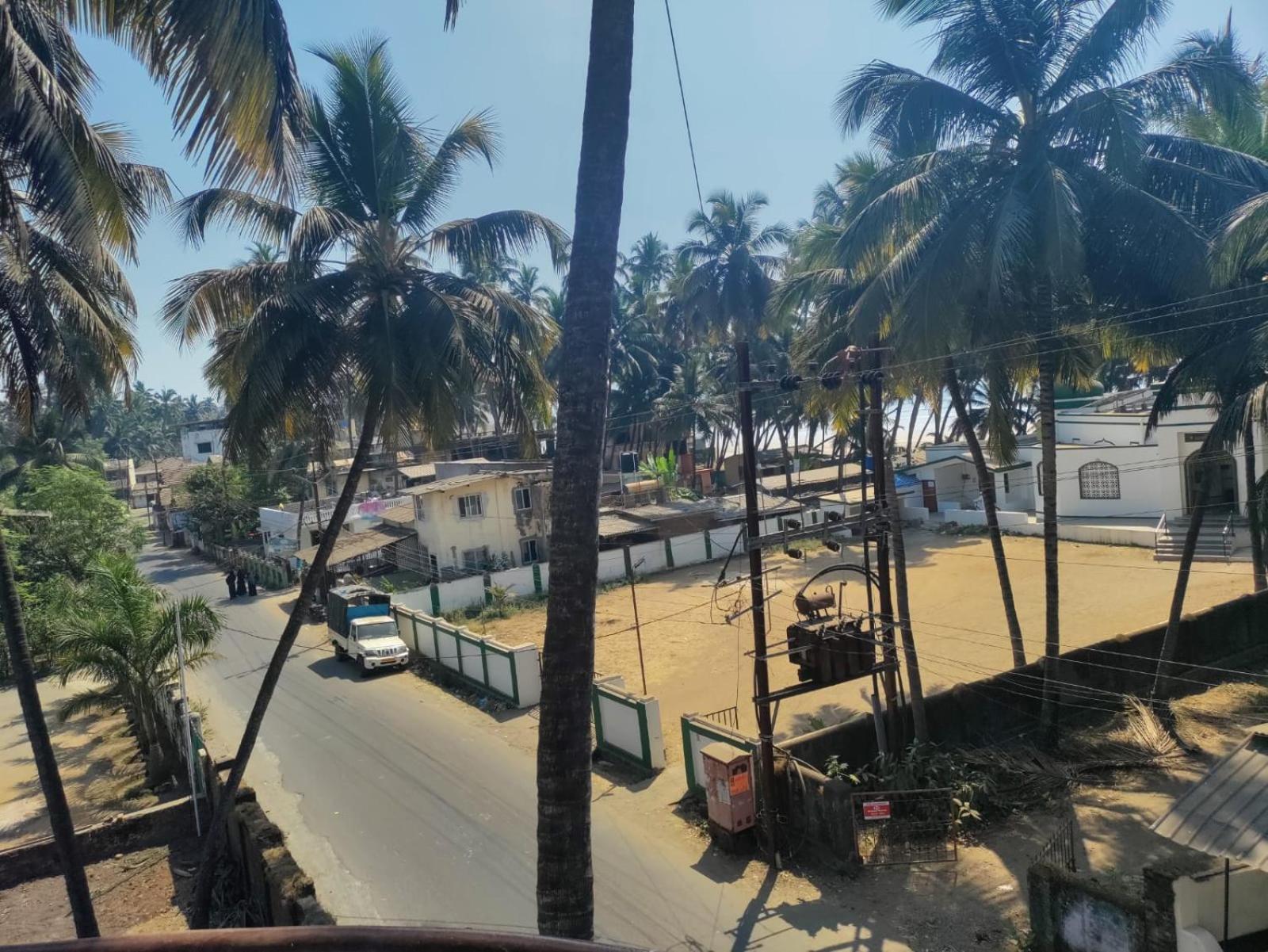 Hotel Ocean Front Murūd Exterior foto